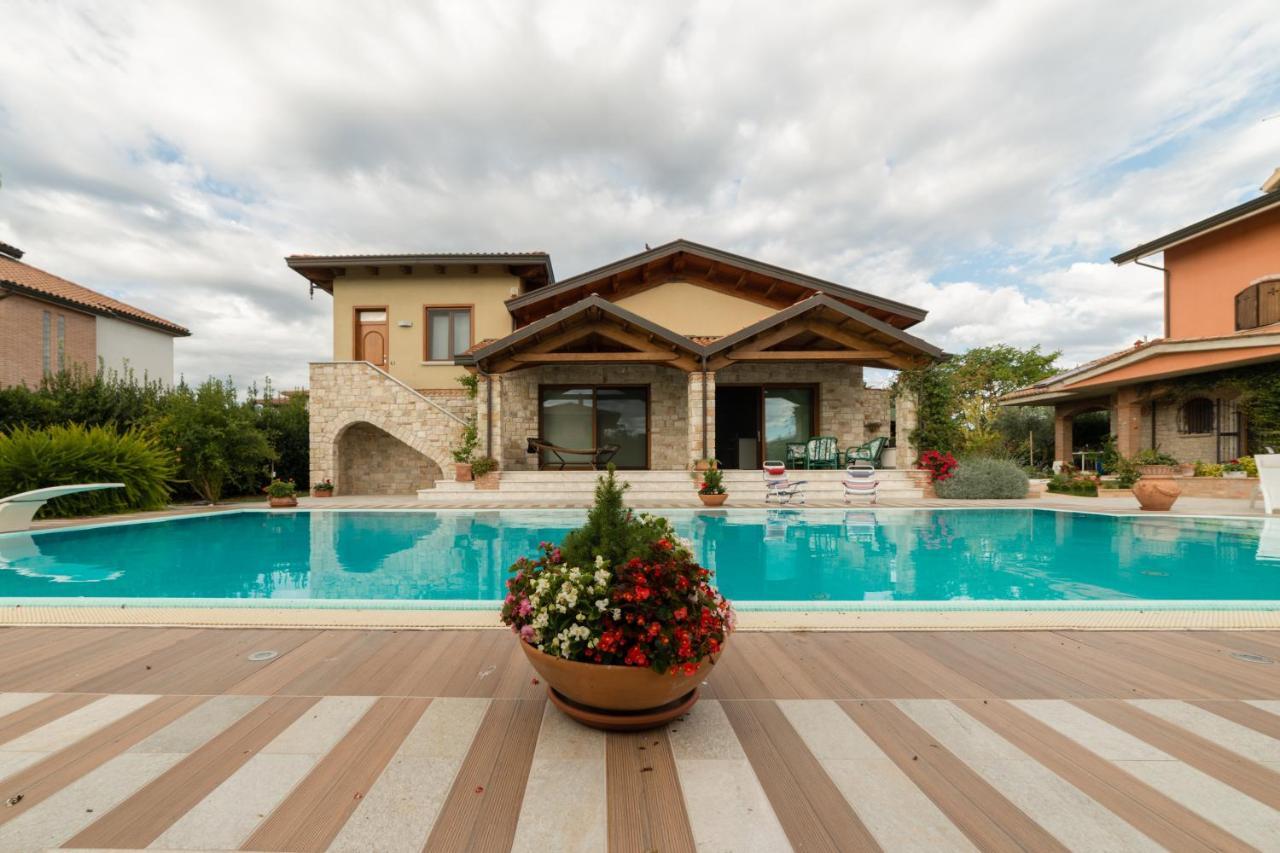 B&B A Casa Di Zia Luisa Venticano エクステリア 写真